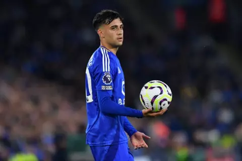 ذا أثلتيك: تشيلسي يقترب من ضم موهبة برايتون